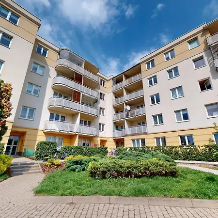 Scarlet Ursynow Balcony&parking Διαμέρισμα *